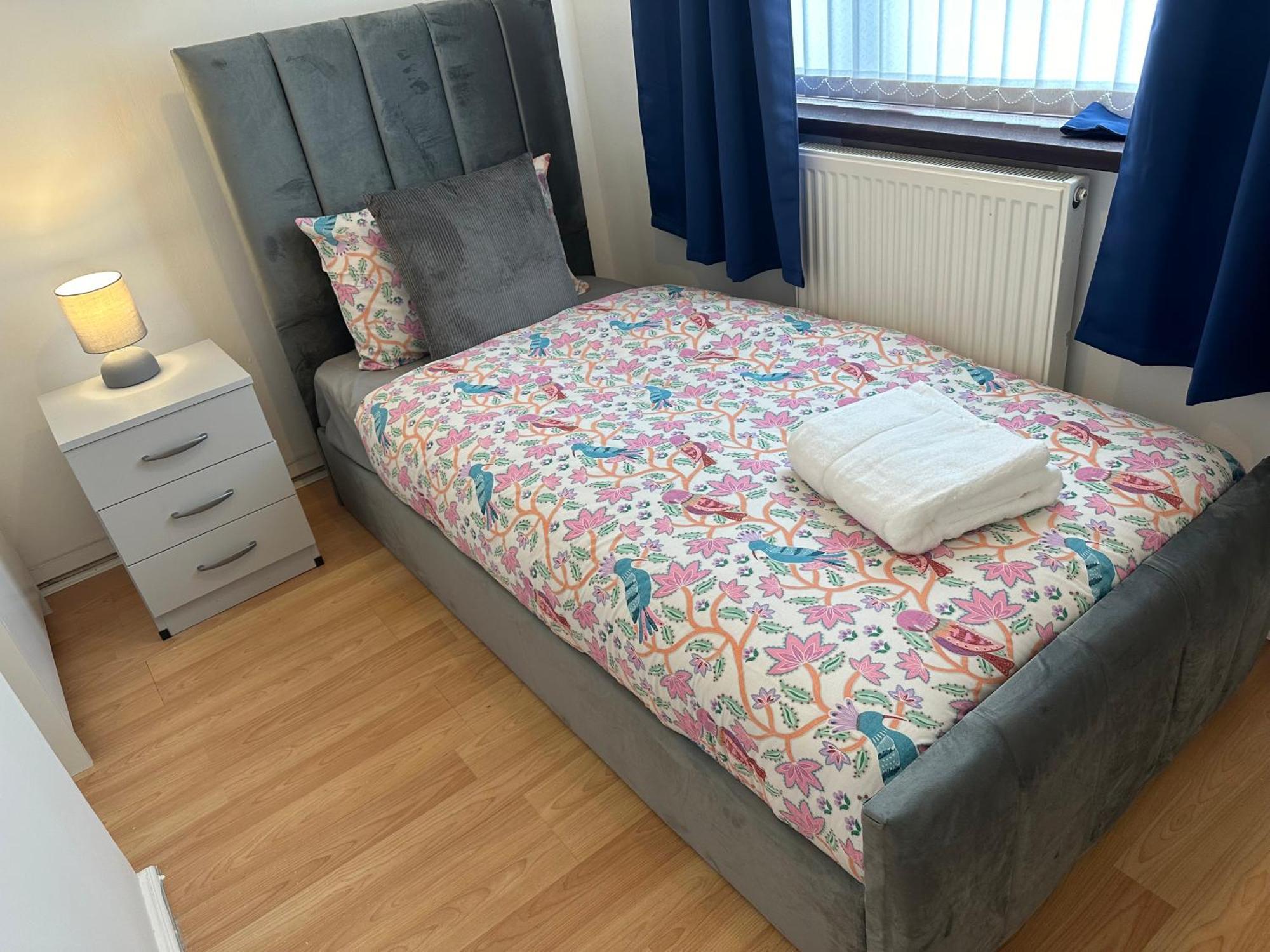 Lovely 3 Bedroom House Close To City Centre Peterlee Exterior photo